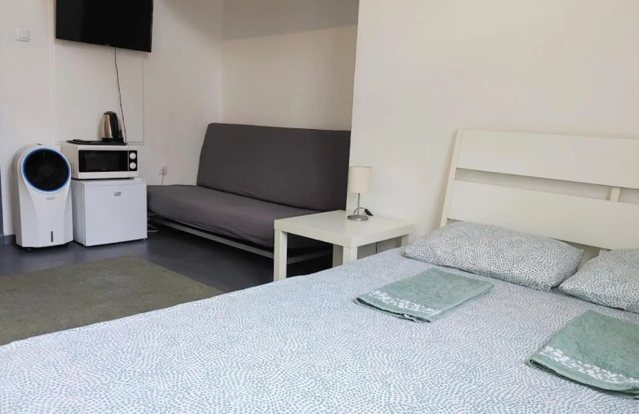 Sleepover City Center Guestrooms Будапешт Гостевой дом