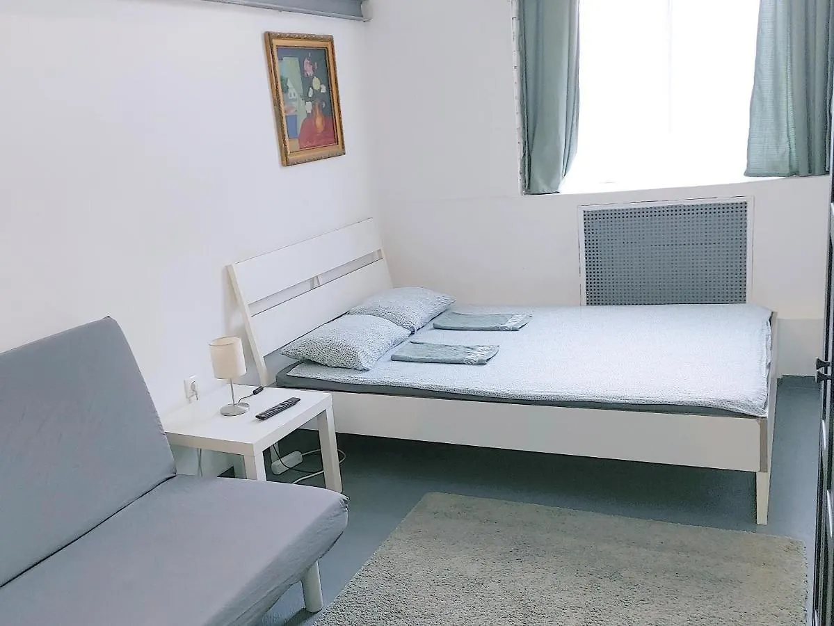 Sleepover City Center Guestrooms Budapest 3*,