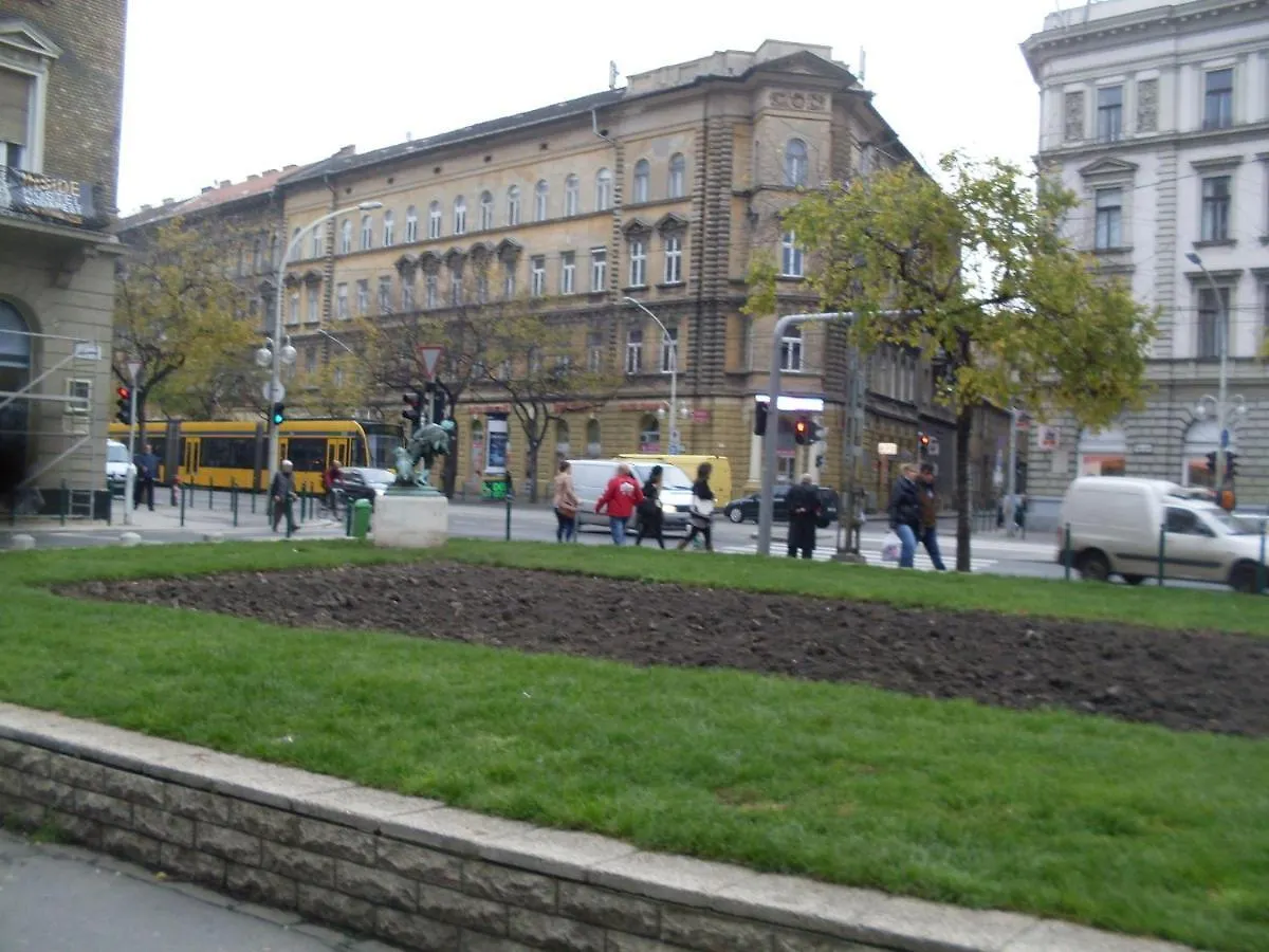 *** Guest house Sleepover City Center Guestrooms Budapest Hungary